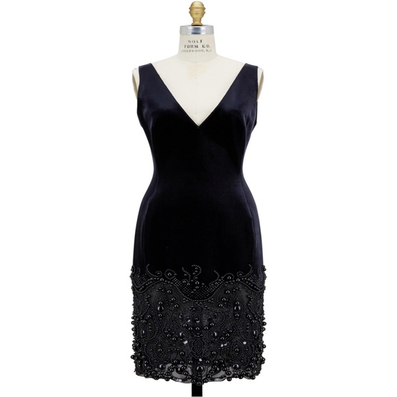 JENNY PACKHAM • Black Velvet Showstopper Beaded Cocktail Party Dress - Picture 7 of 7